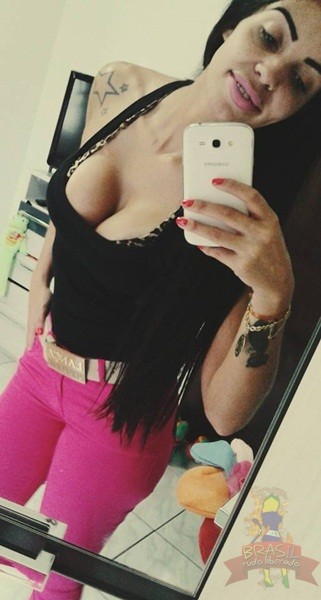 Morena cara de puta com peitão siliconado deliciosa ciau na net pelada - Foto 6891