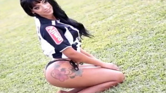 Musa Atleticana em ensaio sensual