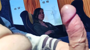 Boquete publico com desconhecida no ônibus